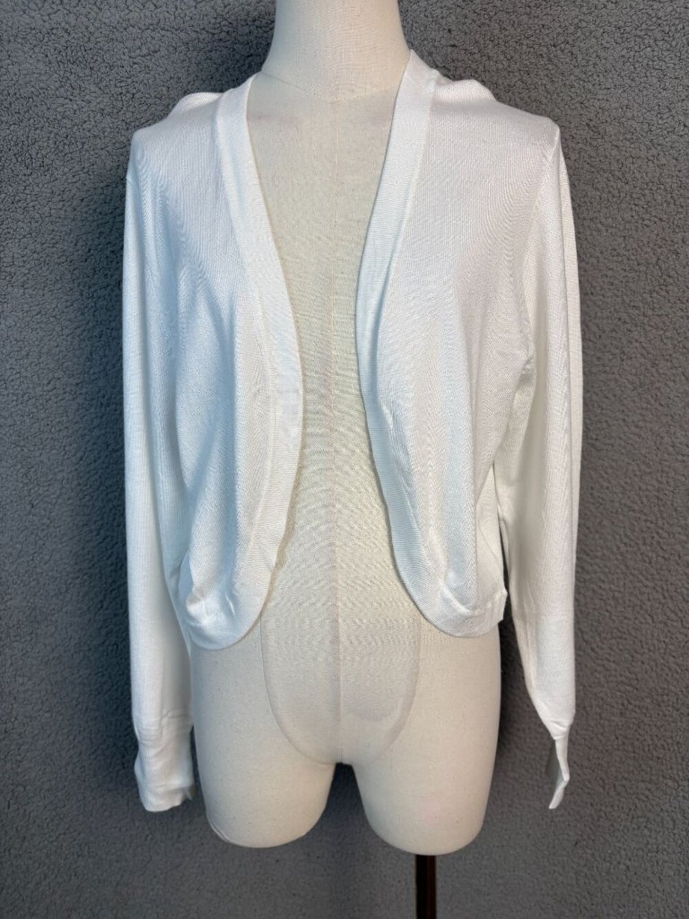 Naggoo Women's Open-Front Crop Bolero Cardigan Long Sleeve White Size XL NWT's.